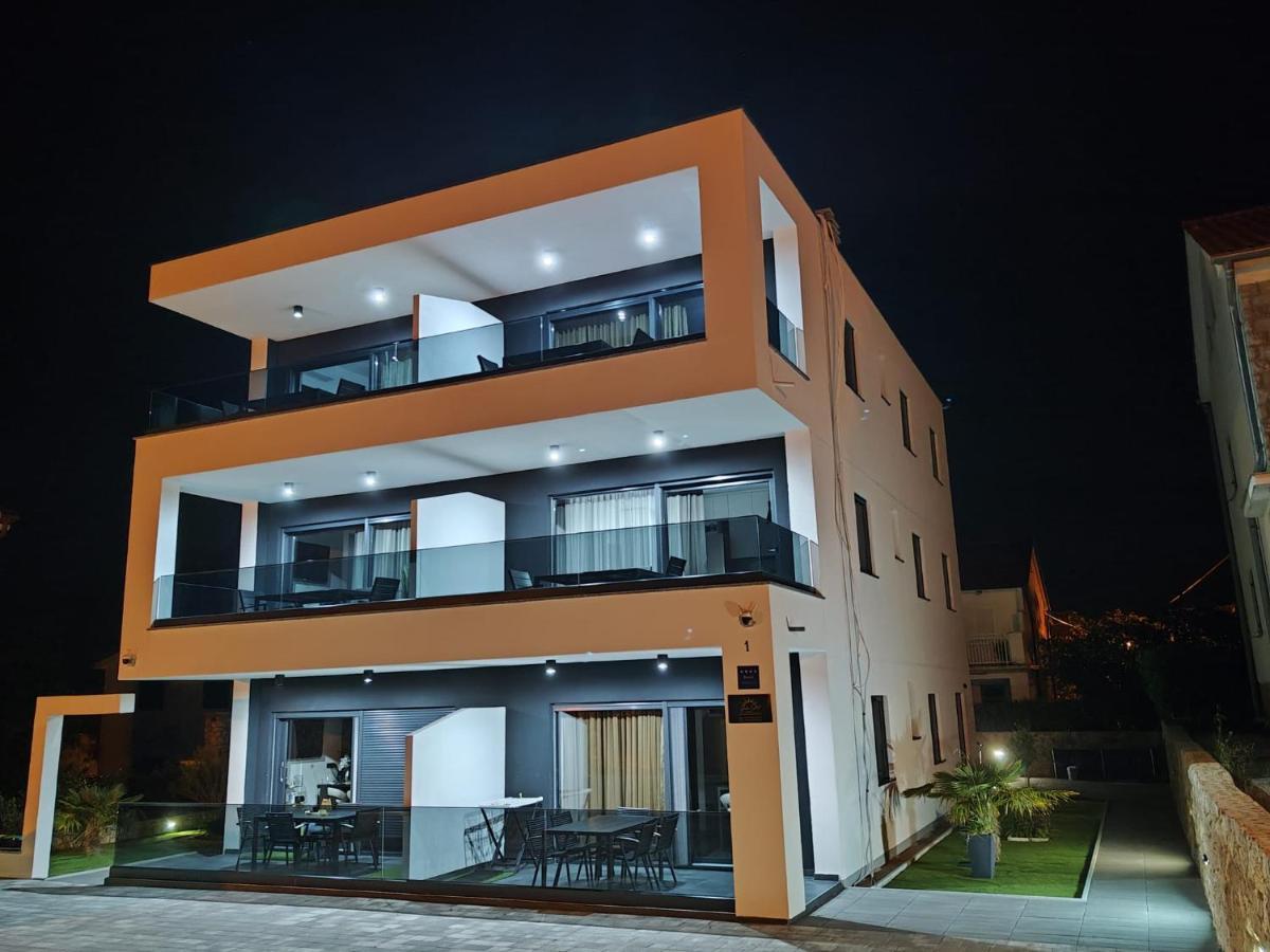 Golden Sunset 3 Apartment Njivice Luaran gambar