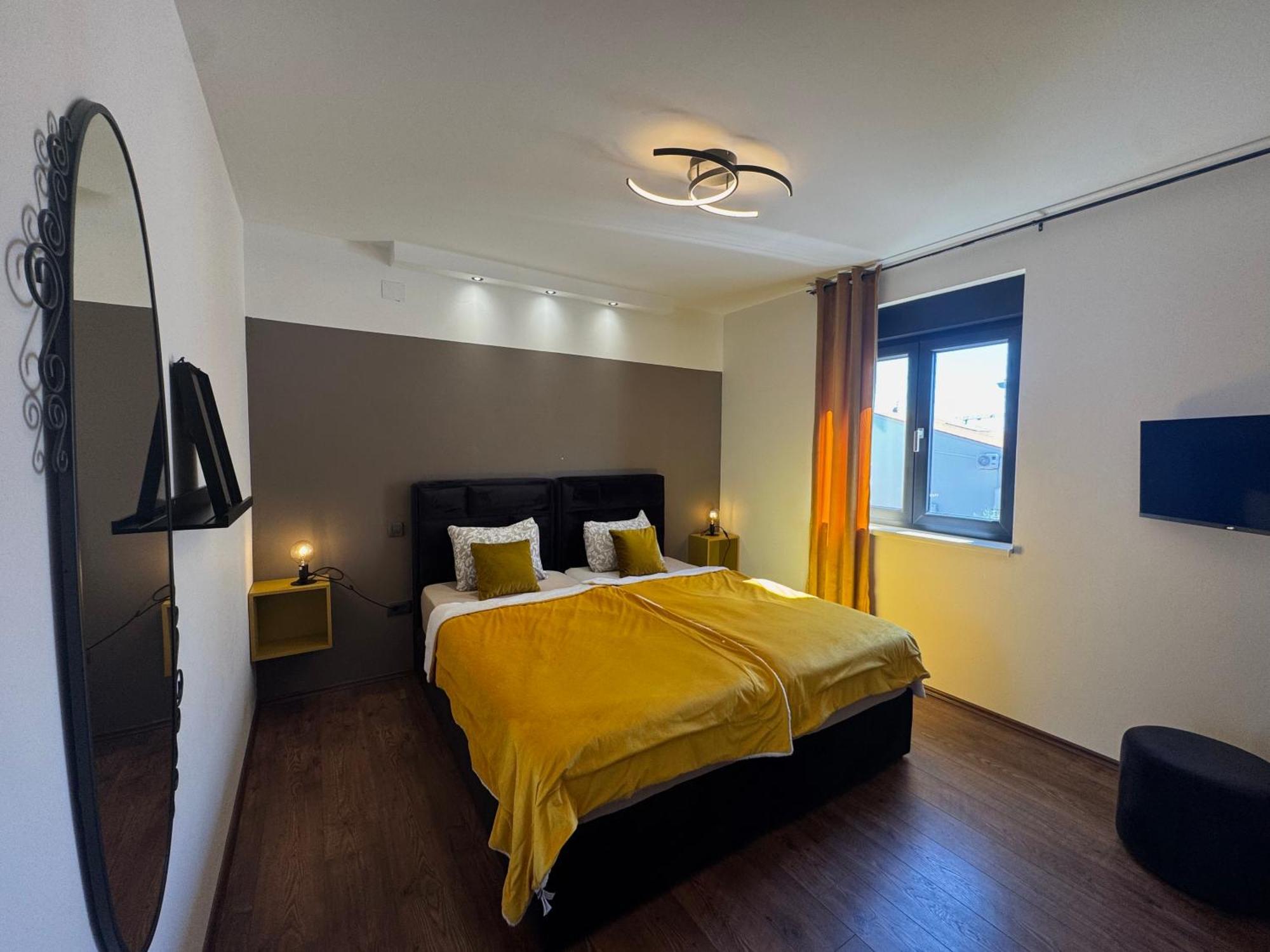 Golden Sunset 3 Apartment Njivice Luaran gambar
