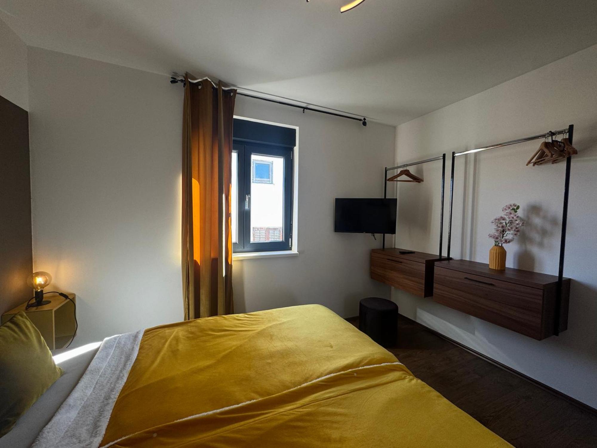 Golden Sunset 3 Apartment Njivice Luaran gambar